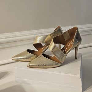 Calvin Klein Gella Women's Gold Heels Size 10. Never Worn.